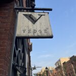 Vedge sign